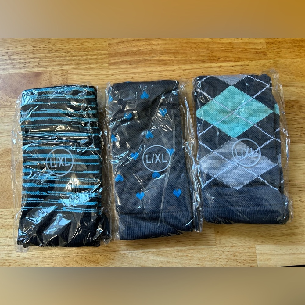 Compression socks. 3 pair. Size L/XL. New in Box + 1 Bonus Pair. 4 pair total.